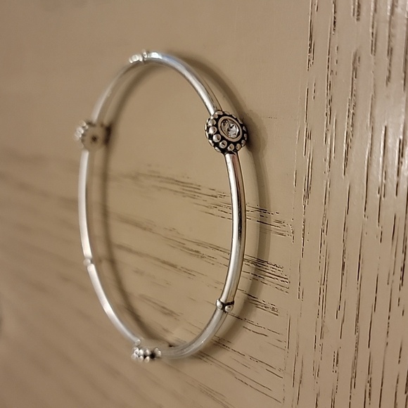 Brighton Twinkle Round Bangle - Picture 2 of 4